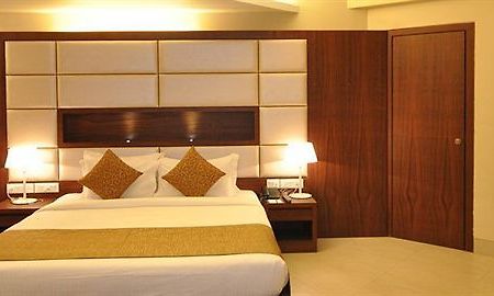 Kempton Hotel Калькутта Экстерьер фото