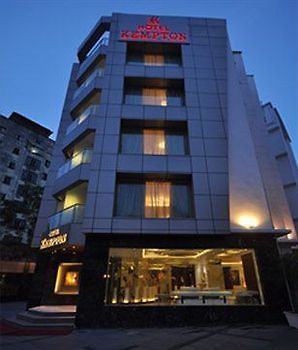 Kempton Hotel Калькутта Экстерьер фото