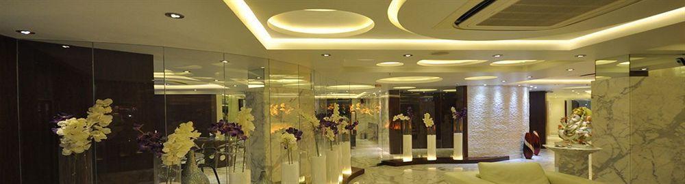 Kempton Hotel Калькутта Экстерьер фото
